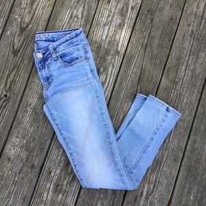 American eagle outfitters light wash jeggings